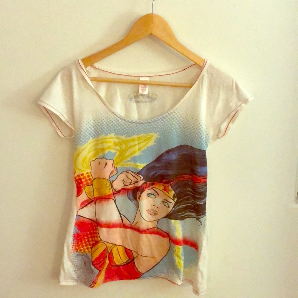 Wonder Woman T